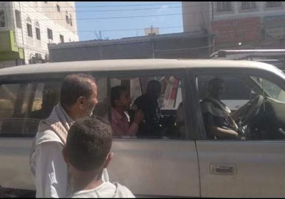 "انتقالي ردفان" ينذر المخالفين للتسعيرة بـ "مكبرات الصوت"