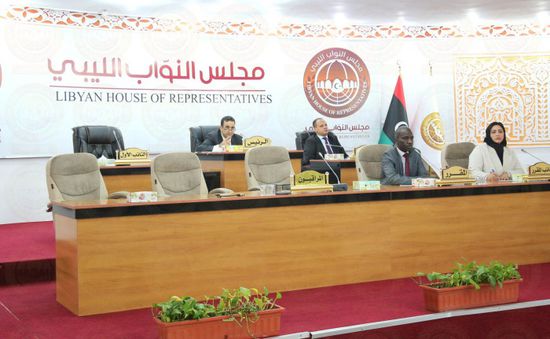مجلس النواب الليبي يعتبر سفيرة بريطانيا شخصية غير مرغوب فيها في البلاد