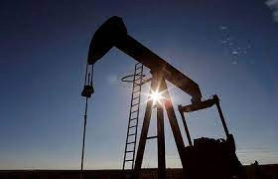 أسعار النفط ترتفع قرب أعلى مستوى لها