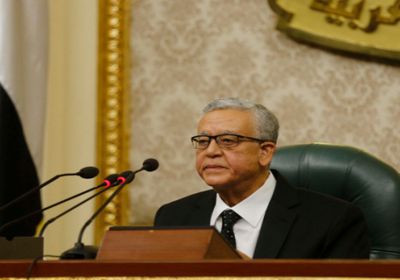 "النواب المصري" يرفع الجلسة عقب مواجهة وزير التعليم بـ140 أداة رقابية