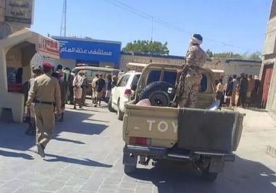 11 شهيدًا لعدوان الحوثي على مرخة