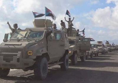 مدفعية "العمالقة" تشتبك مع الحوثيين في عسيلان