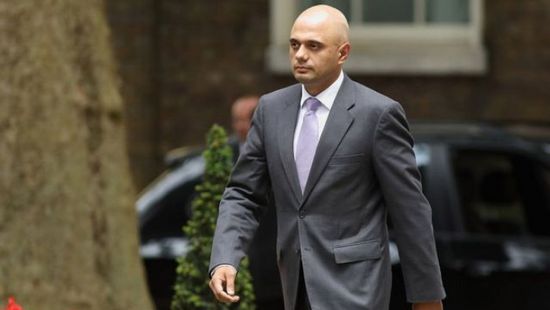 بريطانيا تدعو مواطنيها للتعايش مع كورونا