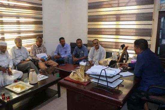 انتقالي حضرموت يطلع على خطط إشهار نقابة عمال الكهرباء