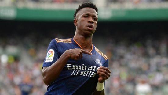 ريال مدريد يستعيد نجمه بعد شفاءه من كورونا