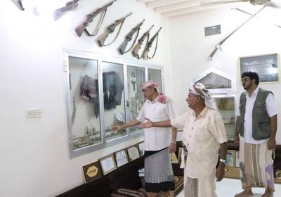 الرئيس الزُبيدي يدعم متحف المهرة بـ 5 ملايين ريال