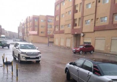 سقوط أمطار على العاصمة عدن