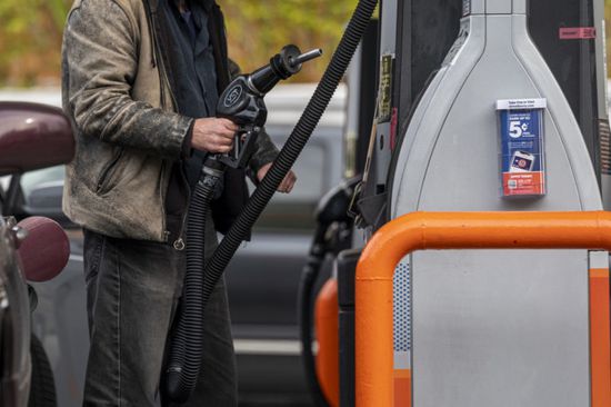 ارتفاع أسعار البنزين في محطات الوقود الأمريكية