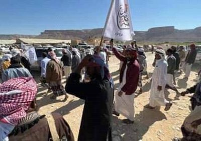 بالصور.. أبناء حضرموت يتوافدون على الردود دعما للهبة الشعبية