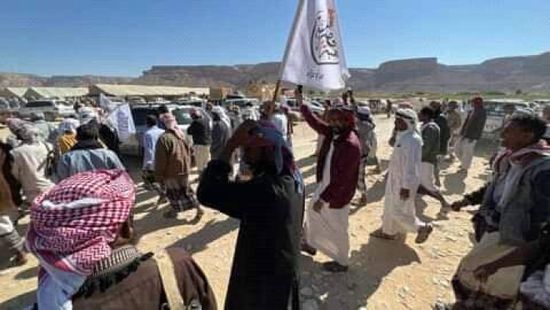 بالصور.. أبناء حضرموت يتوافدون على الردود دعما للهبة الشعبية