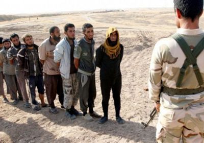 العراق يتسلم 50 متهمًا بالانتماء لداعش من سوريا