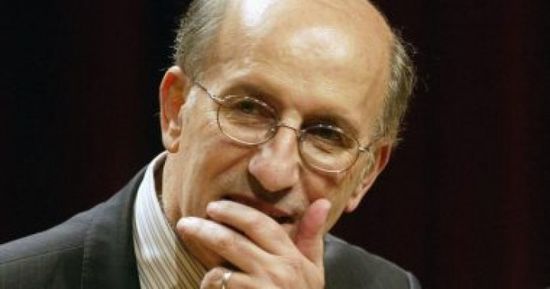 وفاة محافظ البنك المركزي العراقي الأسبق سنان الشبيبي