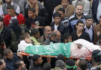 فلسطين: إصابة شاب بالرصاص خلال مواجهات مع الاحتلال بالخليل