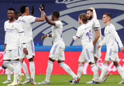 ريال مدريد يكتسح فالنسيا برباعية في الدوري الإسباني