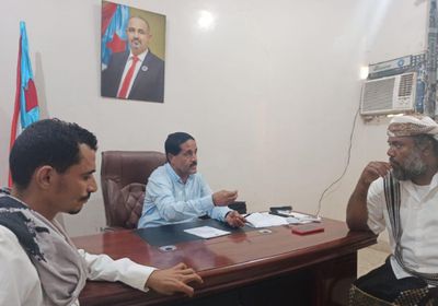 "انتقالي أبين" يتابع ملف التعديات على القريات والمشقافة