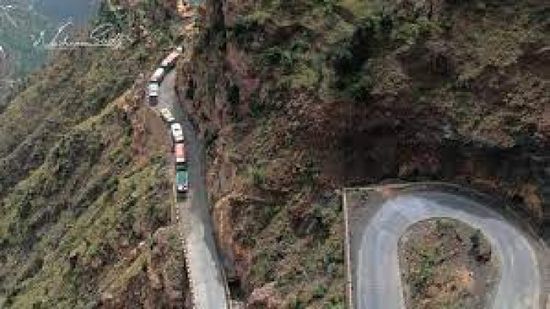 قطع طريق هيجة العبد احتجاجا على تدهوره