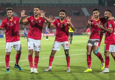 الأهلي المصري يعلن إصابة 5 من لاعبيه بكورونا