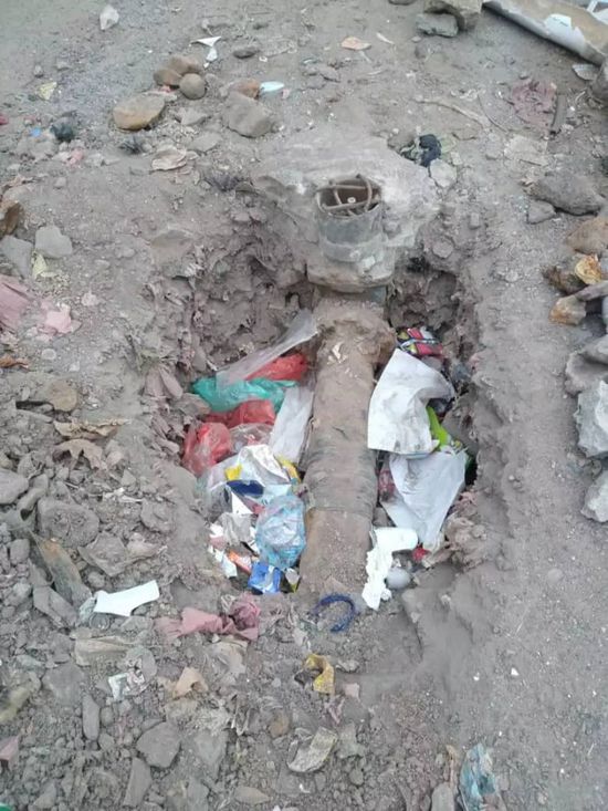 تسرب المياه يهدد خدمة الاتصالات في ردفان