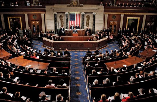 الكونغرس يناقش مشروع قانون يعاقب بوتين حال غزو أوكرانيا
