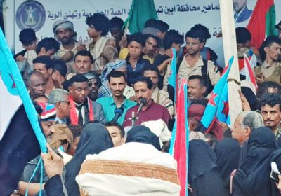 مهرجان زنجبار يطالب بتطبيق اتفاق الرياض واجتثاث الفساد