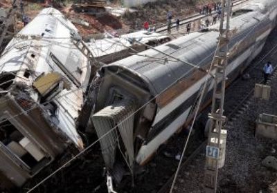 مصرع 3 وإصابة 25 آخرين جراء حادث قطار في الهند
