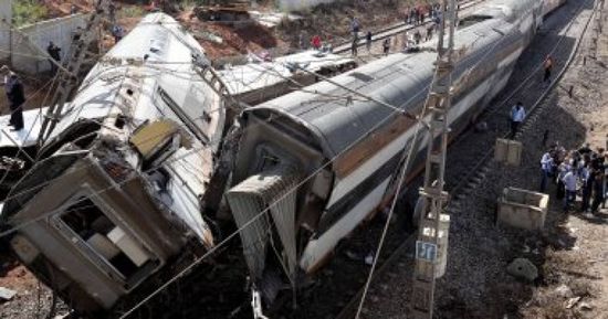 مصرع 3 وإصابة 25 آخرين جراء حادث قطار في الهند