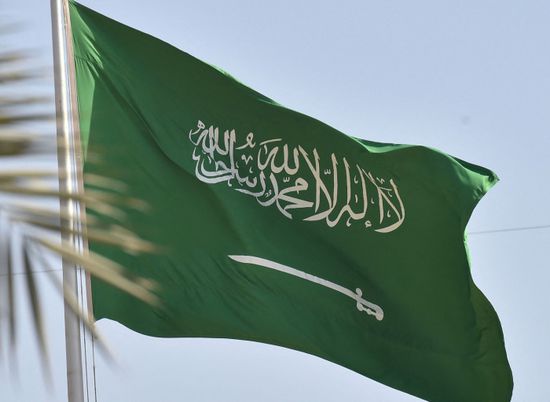 السفارة السعودية بأستراليا تحذر رعايها من تسونامي