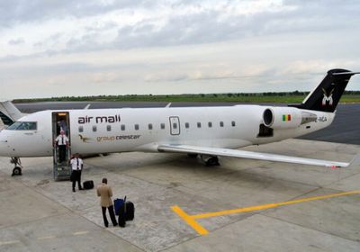 مالي تهدد بإلغاء رحلات لشركات طيران بسبب العقوبات