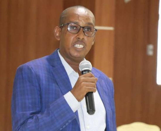 الصومال.. إصابة المتحدث باسم الحكومة بسبب تفجير انتحاري
