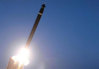 كوريا الشمالية تختبر صواريخ موجهة تكتيكية