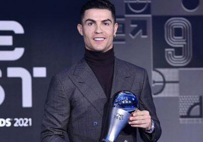 رونالدو يحصد جائزة جديدة من الـ"فيفا"