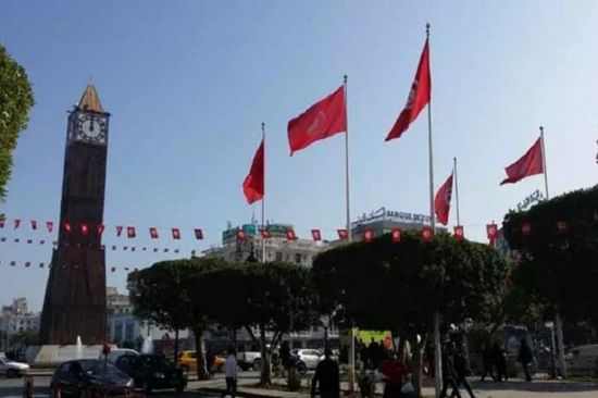 تونس تفشل في توفير أجور موظفيها