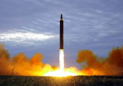 كوريا الشمالية تلمح إلى استئناف تجاربها الصاروخية