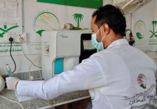 6978 مريضا يعالجون بـ "عيادات سلمان للإغاثة" في الخوخة