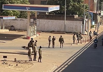 بوركينافاسو تفرض حظر تجول بعد تمرد جنود