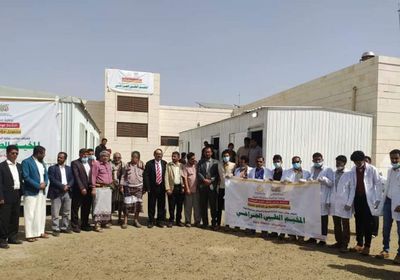 افتتاح المخيم الطبي في مستشفى بيحان