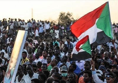 السفارة الأمريكية في الخرطوم تحذر رعاياها بسبب "العصيان المدني"