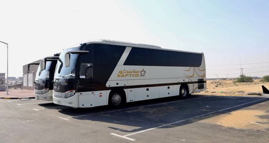 تشمل الرحلة 3 حافلات.. انطلاق أول رحلة برية من عجمان إلى السعودية