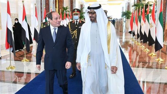 السيسي يشارك في جلسة رباعية مع بن زايد وملك البحرين وبن راشد