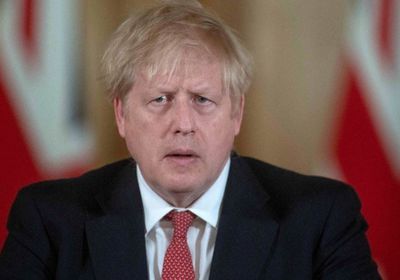 رئيس الوزراء البريطاني يؤكد عدم استقالته من منصبه