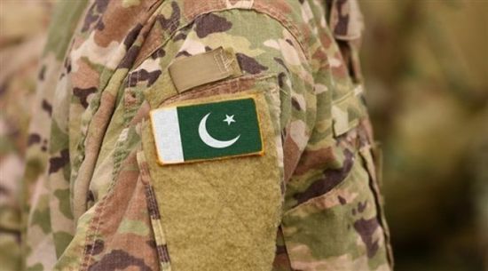 مقتل 10 جنود بهجوم مسلح في باكستان