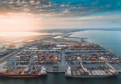 الاتحاد تطالب بتهيئة ميناء عدن بديلا عن "الحديدة"