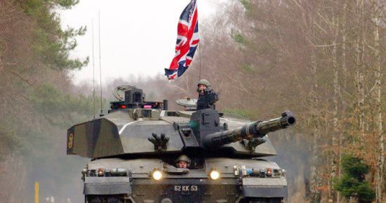 بريطانيا تعرض نشر قوات عسكرية ردًا على العداء الروسي