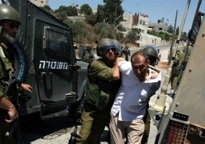 الاحتلال الإسرائيلي يعتقل 13 فلسطينياً في القدس