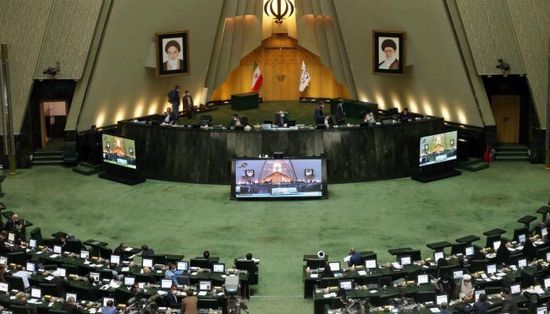 إيران.. إصابة 30 نائباً بكورونا