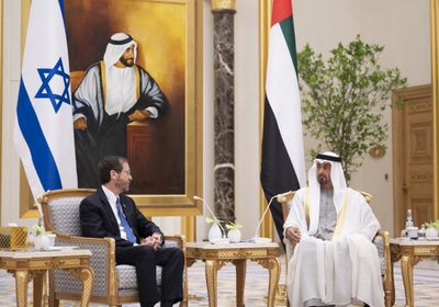 بن زايد يعرب عن تقديره للموقف الإسرائيلي من استهداف أبوظبي