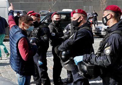 أوكرانيا.. اعتقال مجموعة تشتبه في تخطيطها لأعمال شغب