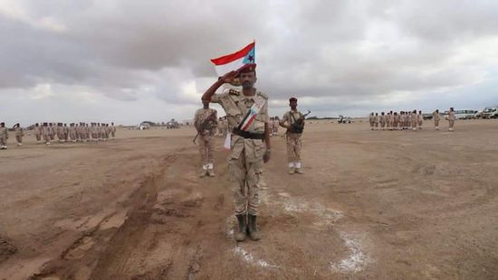 عرض عسكري لـ "السابع دعم وإسناد" في عدن