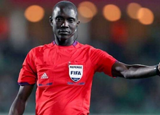 قبل مواجهة مصر والكاميرون.. هوية و سجل الحكم بكاري جاساما مع منتخب مصر