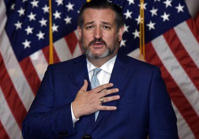 كروز: شطب الحوثيين من قائمة الإرهاب أكبر أخطاء بايدن